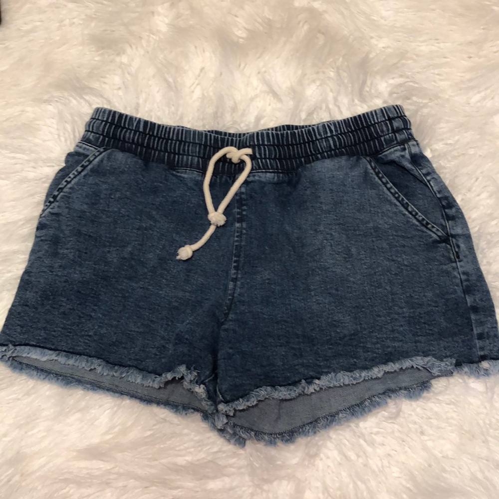 No Boundaries washed denim drawstring shorts sz M